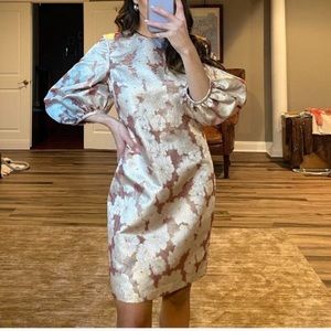 badgley mischka jacquard gold floral puff sleeve